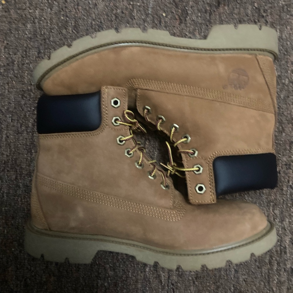 Timberland men’s Tan Leather Boots